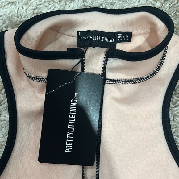 Pretty Little Thing Top - Picture 2 of 3
